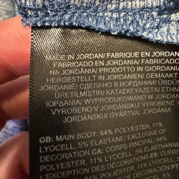 The North Face light blue size XL workout top - Picture 7 of 7